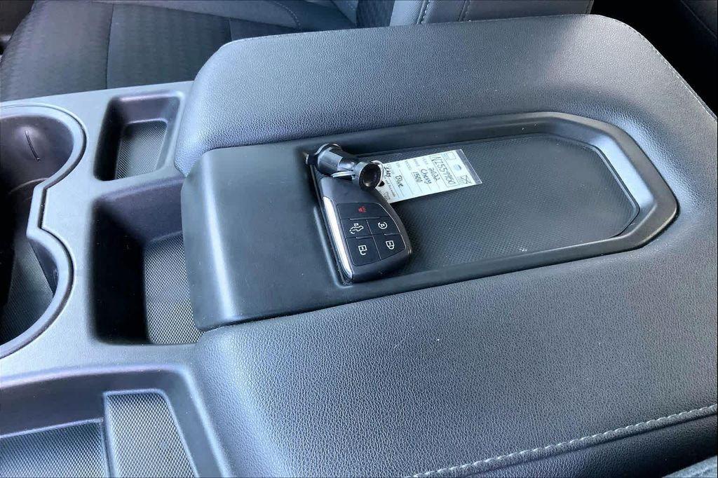 used 2022 Chevrolet Silverado 1500 car, priced at $39,989
