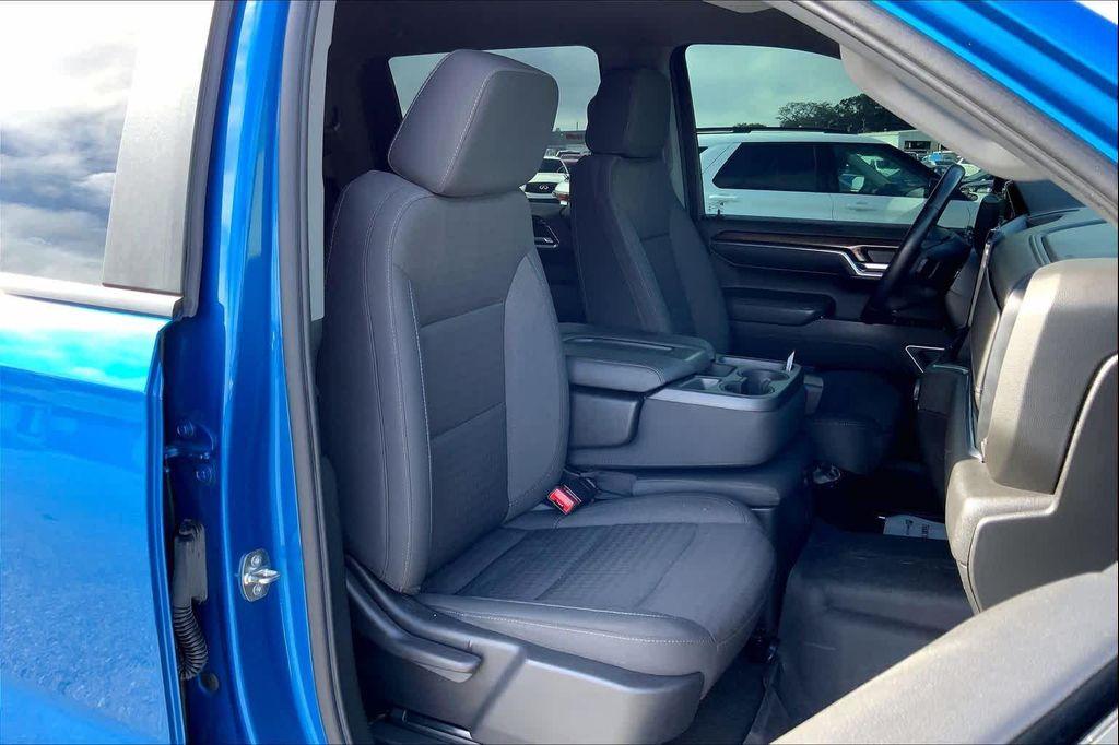 used 2022 Chevrolet Silverado 1500 car, priced at $39,989