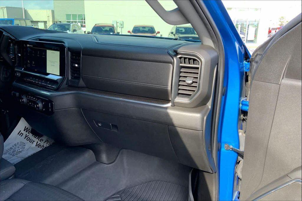 used 2022 Chevrolet Silverado 1500 car, priced at $39,989