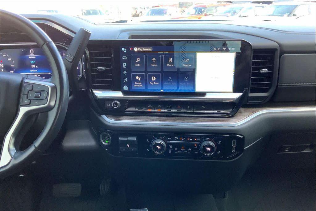 used 2022 Chevrolet Silverado 1500 car, priced at $39,989