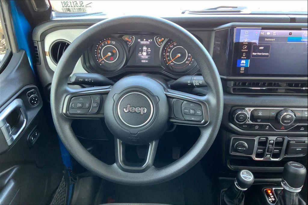 used 2025 Jeep Gladiator car, priced at $35,000