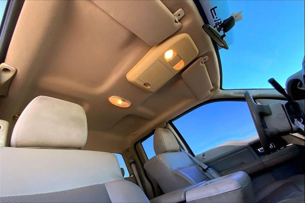 used 2006 Ford F-150 car, priced at $10,989