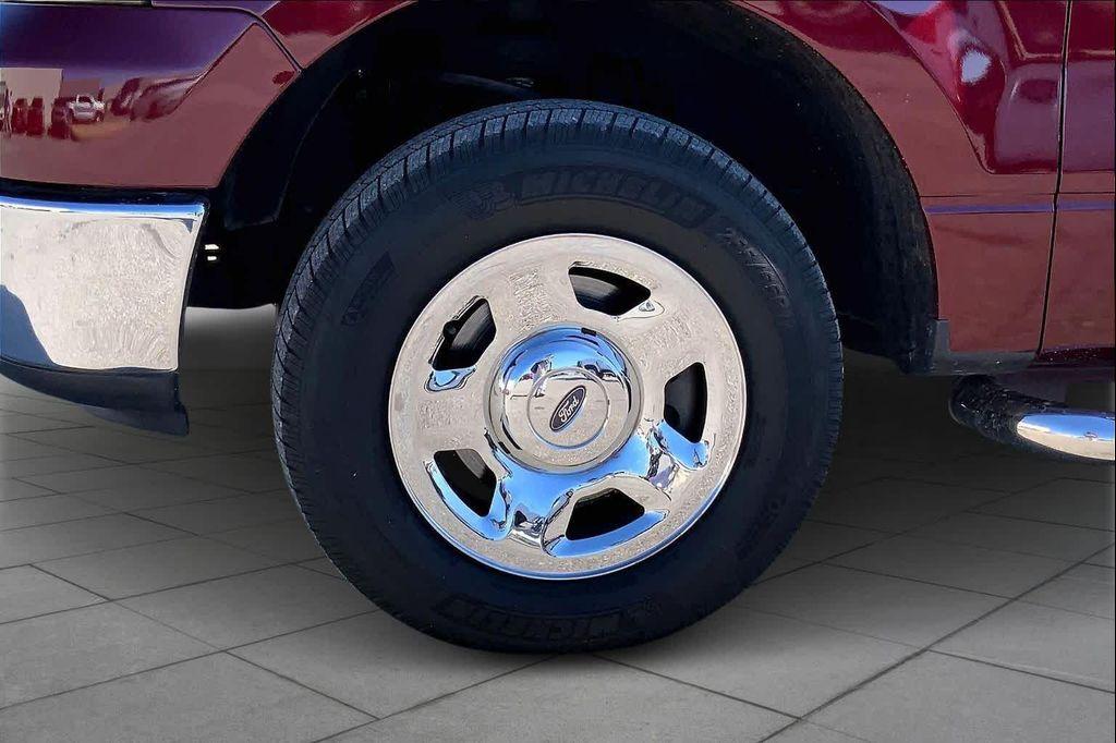 used 2006 Ford F-150 car, priced at $10,989