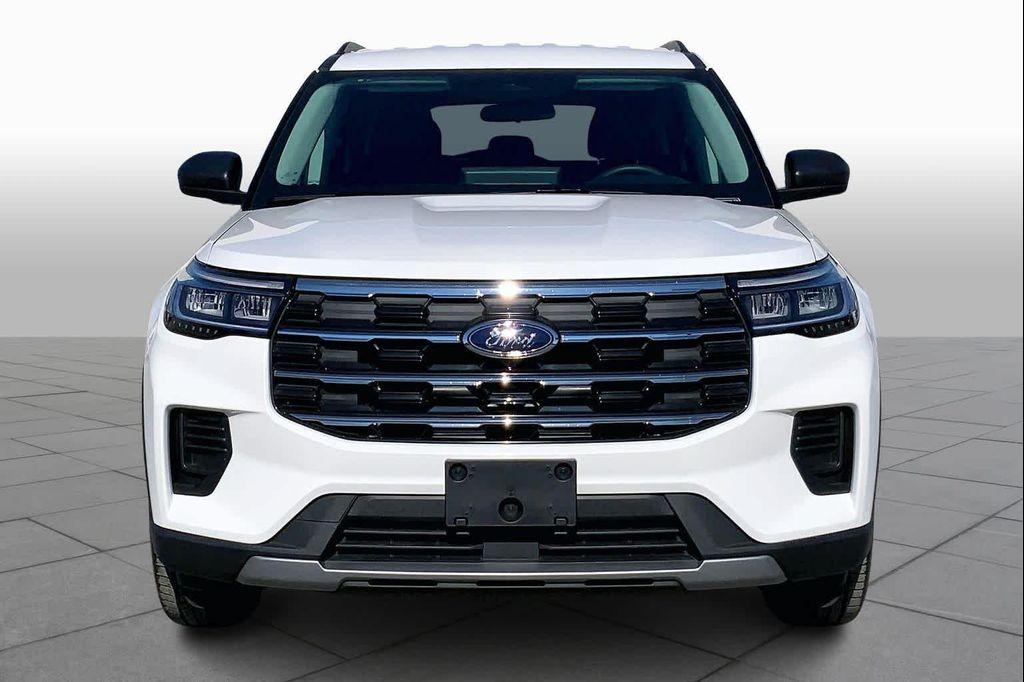 used 2025 Ford Explorer car, priced at $35,489