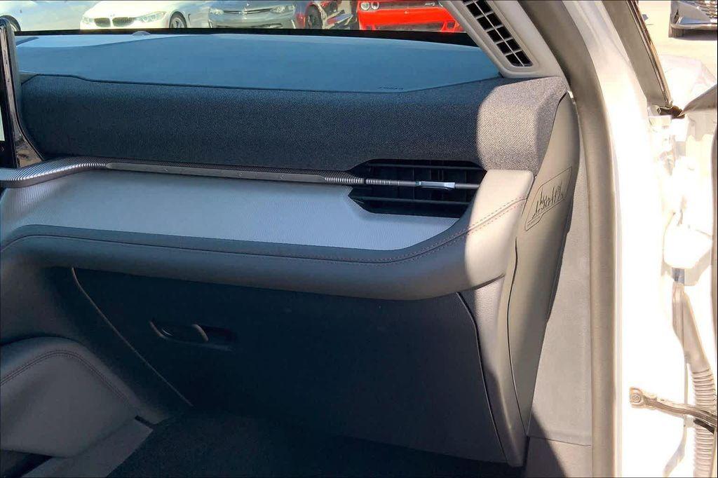 used 2025 Ford Explorer car, priced at $35,489