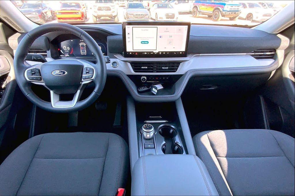 used 2025 Ford Explorer car, priced at $35,489