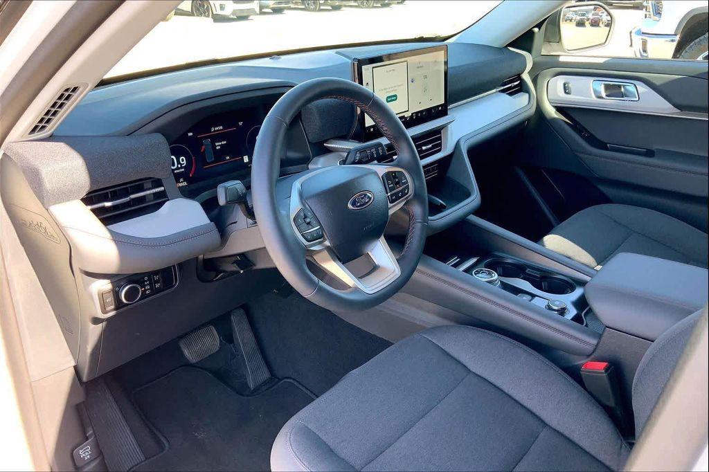 used 2025 Ford Explorer car, priced at $35,489