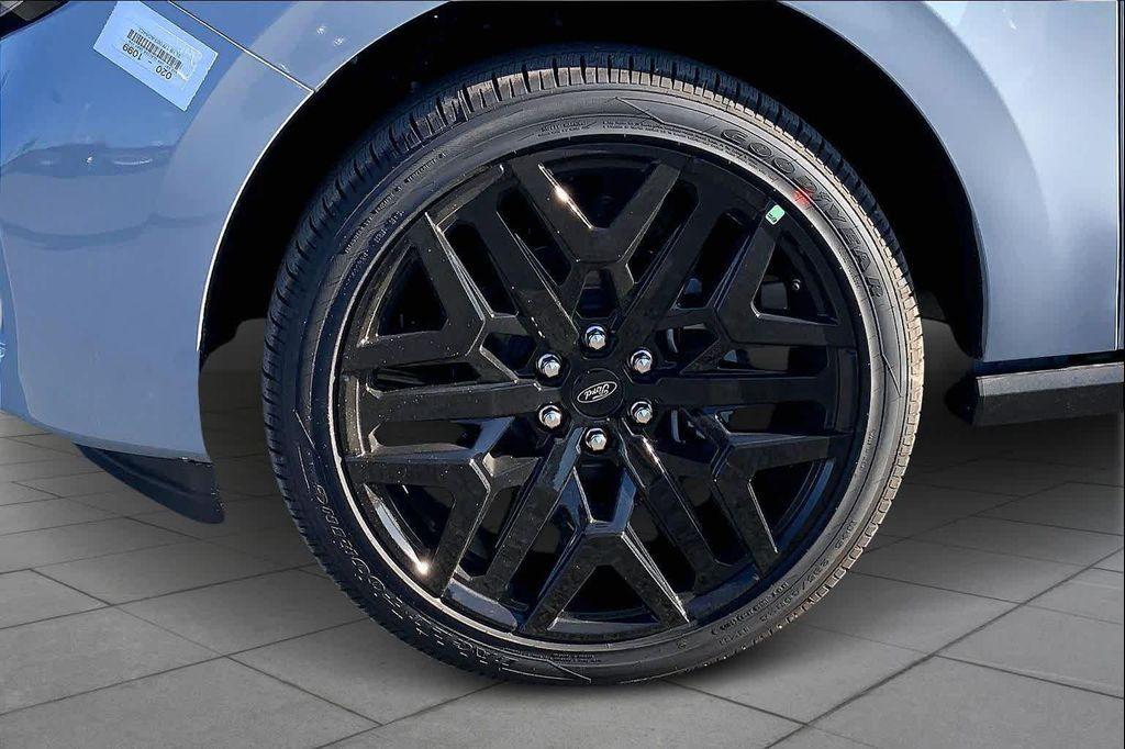 new 2026 Ford Expedition car, priced at $84,980