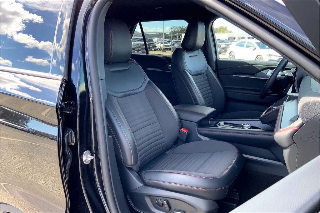 used 2025 Ford Explorer car, priced at $42,992