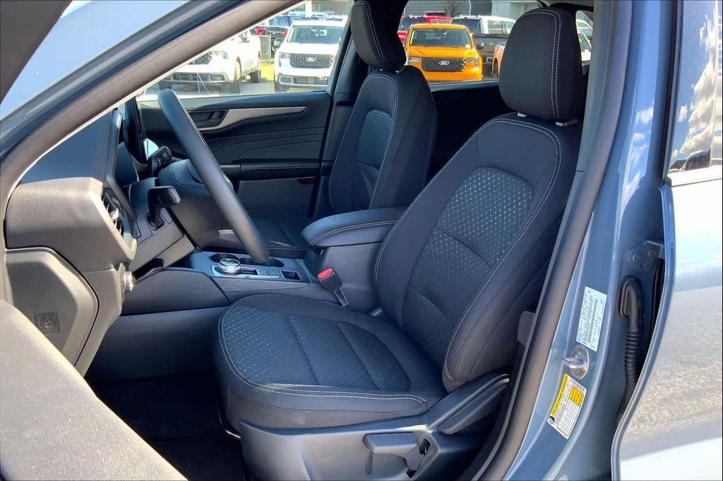 new 2026 Ford Escape car, priced at $34,375