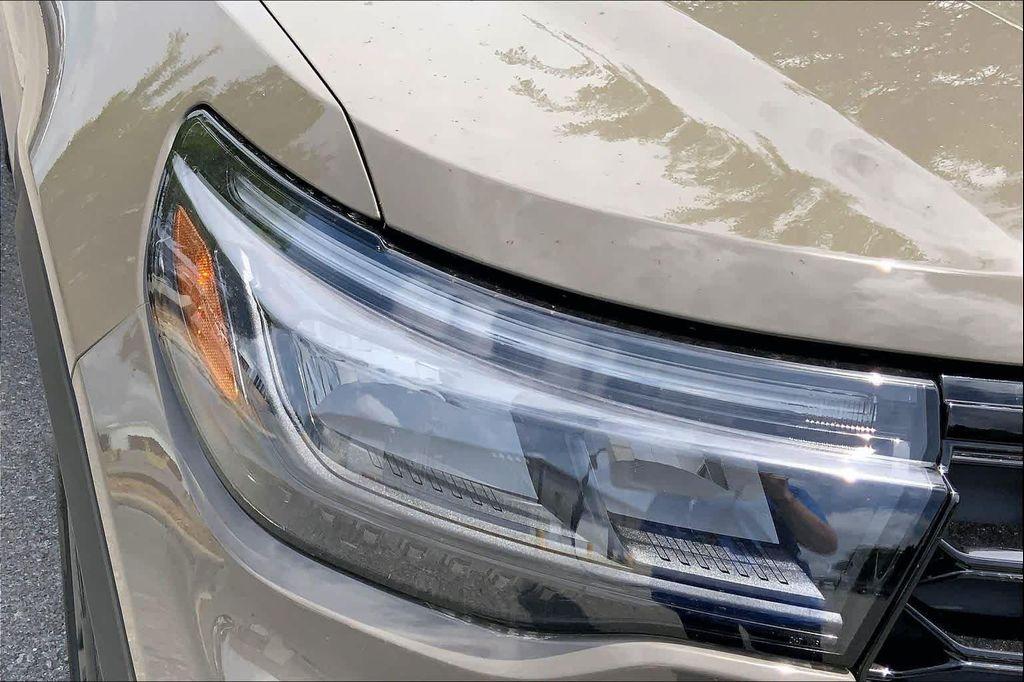 new 2026 Ford Explorer car, priced at $60,037
