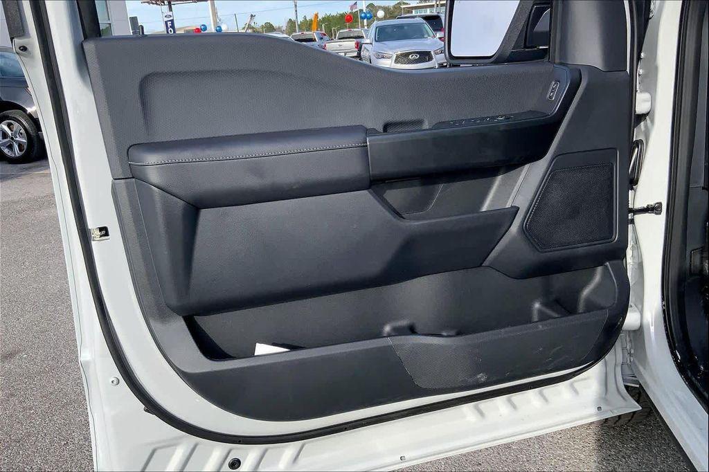 new 2026 Ford F-150 car, priced at $48,752