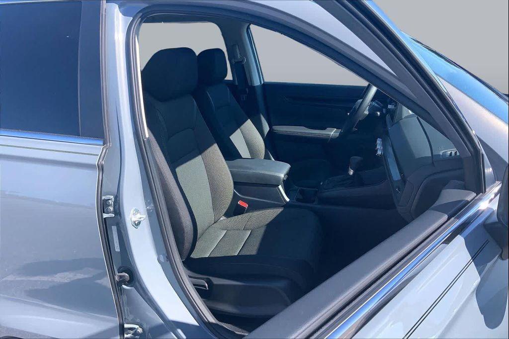 used 2026 Honda CR-V car, priced at $35,890