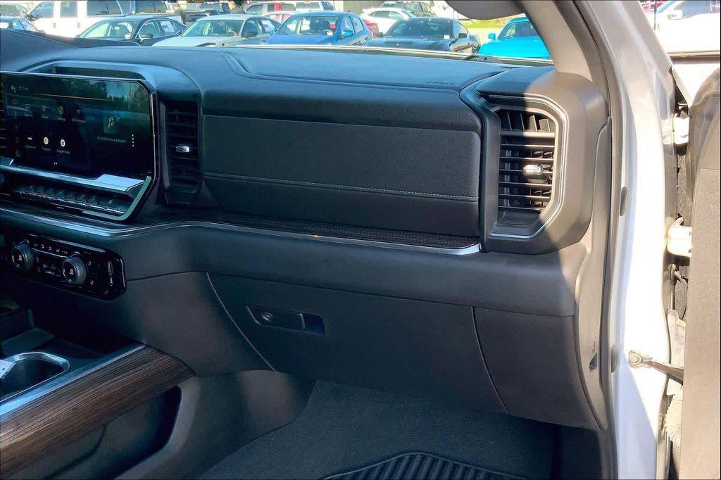 used 2022 Chevrolet Silverado 1500 car, priced at $33,791