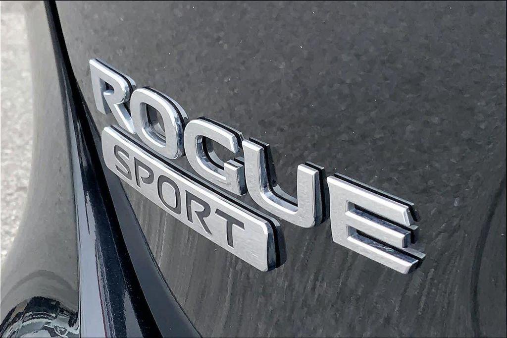 used 2019 Nissan Rogue Sport car, priced at $10,992