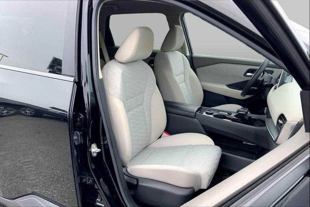used 2023 Nissan Rogue car, priced at $20,898
