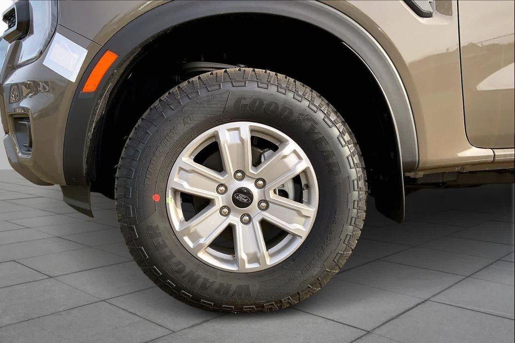 new 2025 Ford Ranger car, priced at $38,351