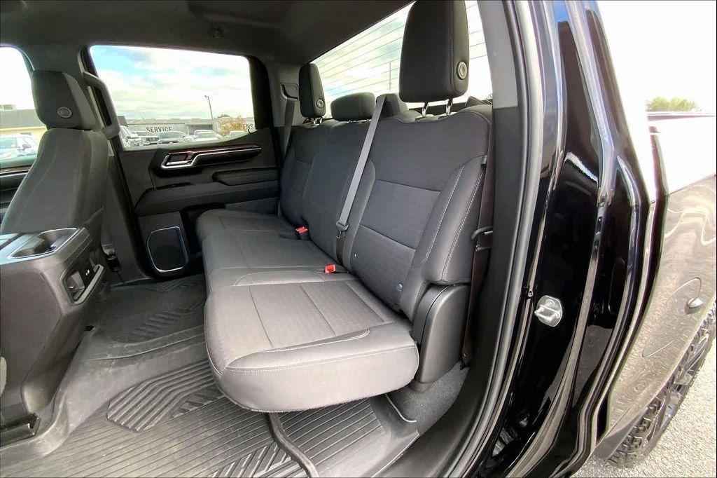 used 2024 Chevrolet Silverado 1500 car, priced at $45,303