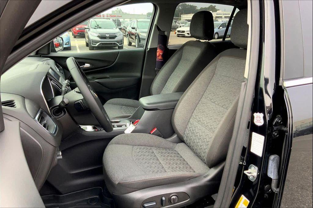 used 2024 Chevrolet Equinox car, priced at $21,423