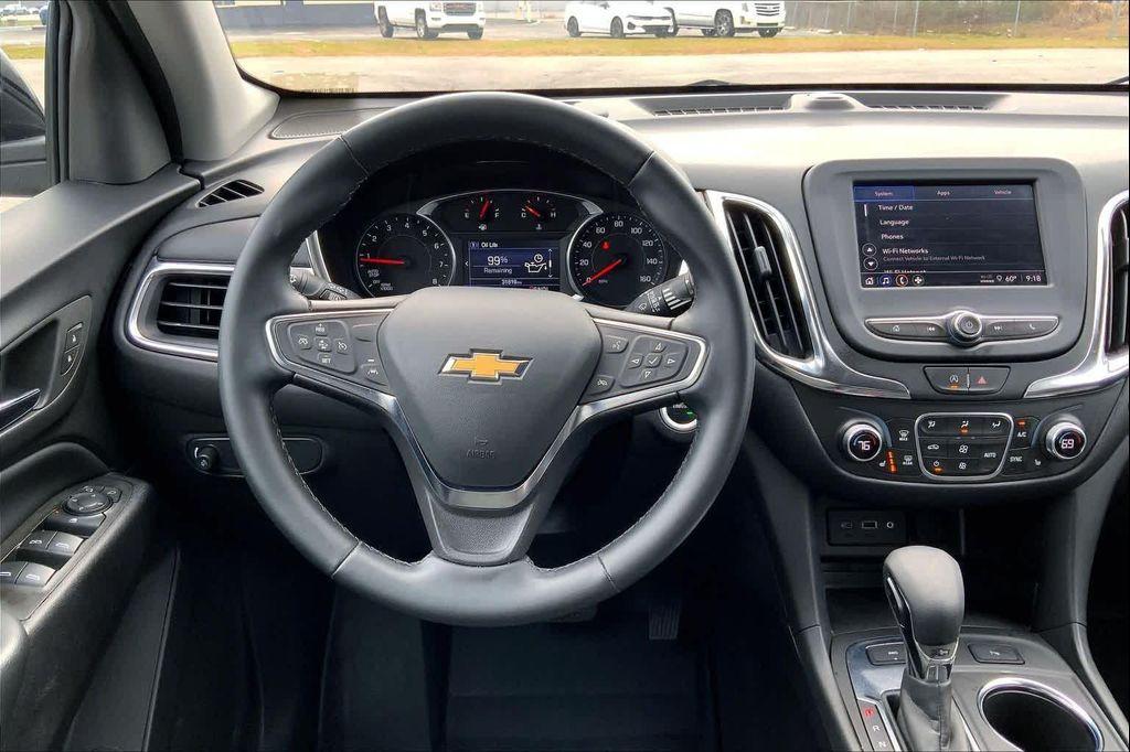 used 2024 Chevrolet Equinox car, priced at $21,423