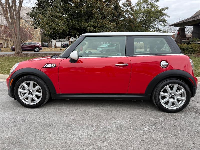 used 2013 MINI Hardtop car, priced at $5,995