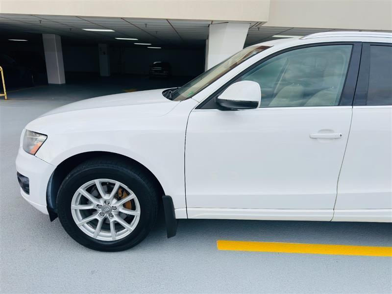 used 2009 Audi Q5 car, priced at $6,995