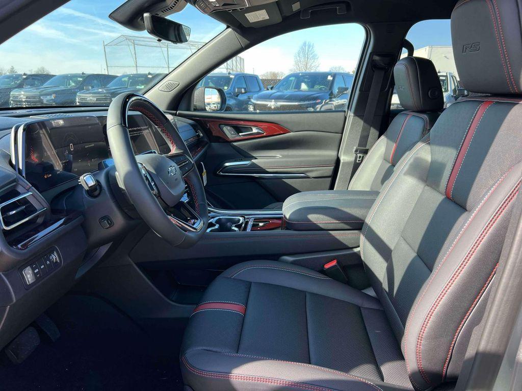new 2026 Chevrolet Traverse car, priced at $59,395