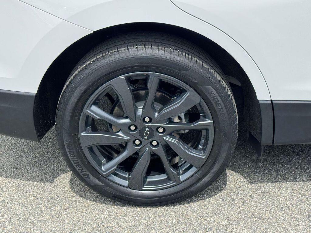 used 2022 Chevrolet Equinox car, priced at $22,300