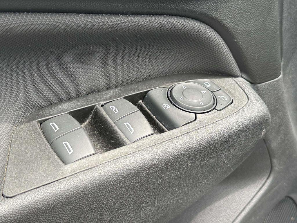 used 2022 Chevrolet Equinox car, priced at $22,300