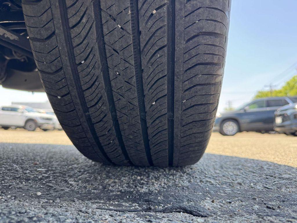 used 2022 Cadillac XT4 car, priced at $27,111