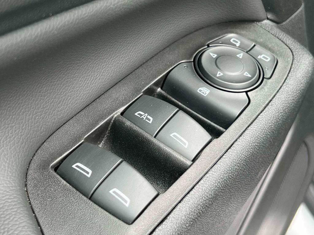 used 2022 Chevrolet Equinox car, priced at $20,847