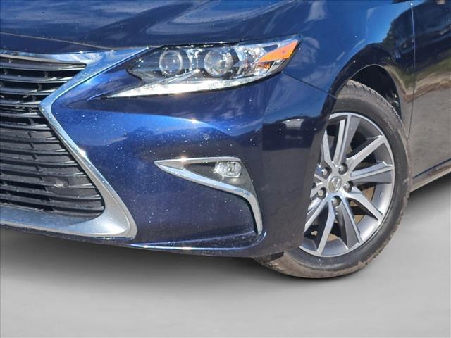 used 2017 Lexus ES 300h car, priced at $21,918