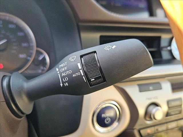 used 2017 Lexus ES 300h car, priced at $21,918