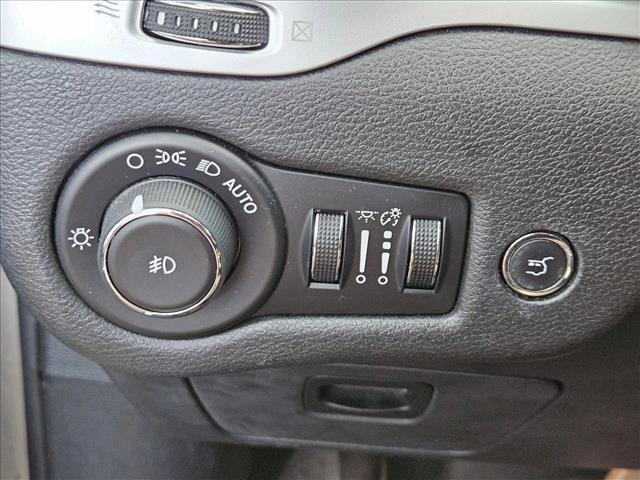 used 2015 Jeep Cherokee car, priced at $10,257