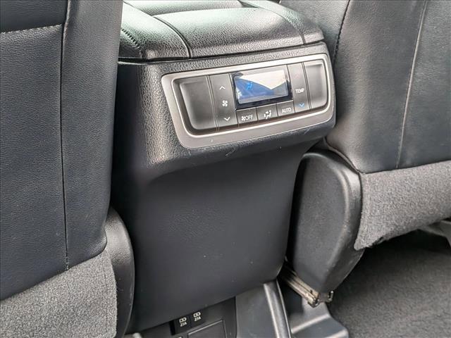 used 2019 Toyota Highlander car, priced at $22,959