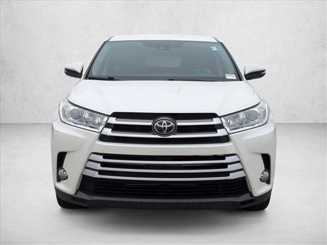 used 2019 Toyota Highlander car, priced at $22,959