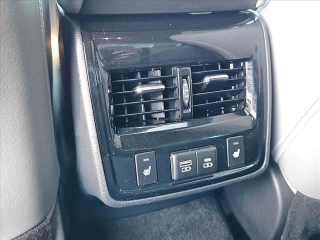 used 2021 Toyota Avalon Hybrid car, priced at $26,199