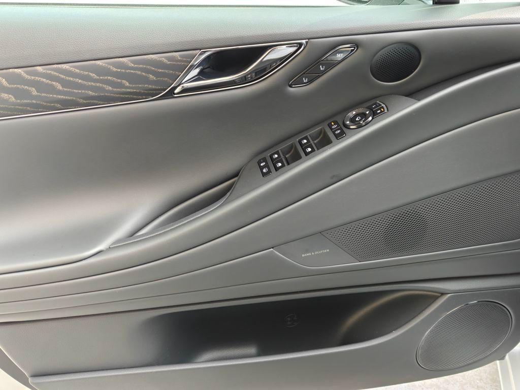 new 2026 Genesis G80 car, priced at $82,065