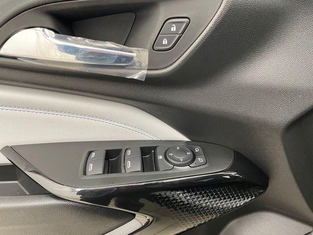 new 2026 Chevrolet Trax car, priced at $25,660