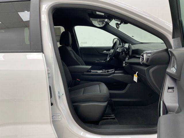 new 2026 Chevrolet Equinox car, priced at $30,995