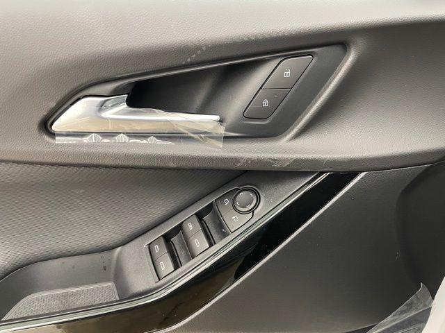 new 2026 Chevrolet Equinox car, priced at $30,995