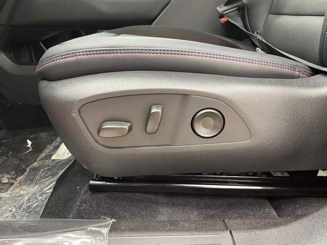 new 2026 Chevrolet Equinox EV car, priced at $43,095