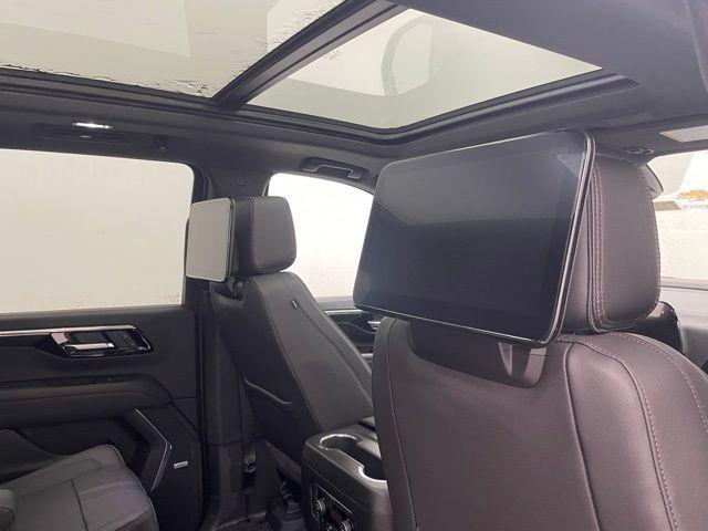 new 2026 Chevrolet Suburban car, priced at $91,510