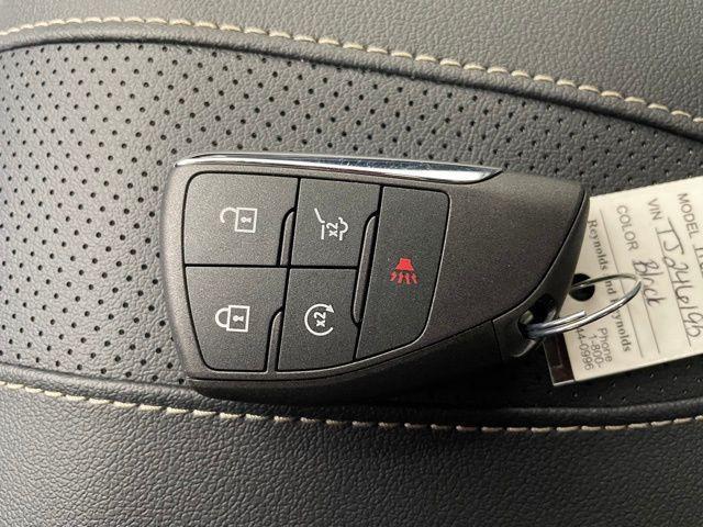 new 2026 Chevrolet Traverse car, priced at $60,020