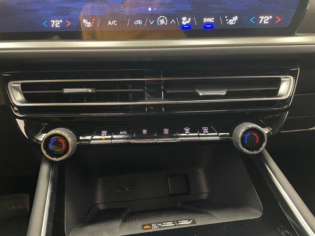 new 2026 Chevrolet Traverse car, priced at $45,915