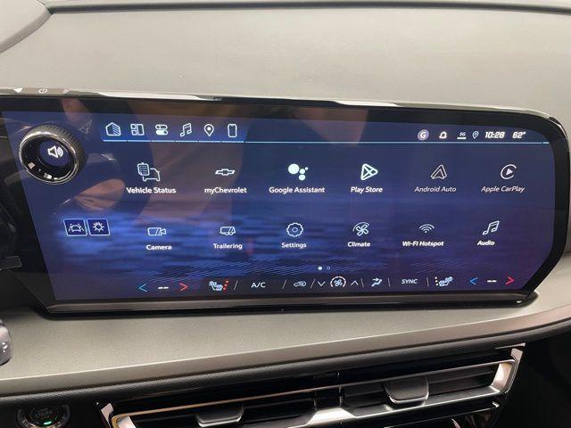 new 2026 Chevrolet Traverse car, priced at $45,915
