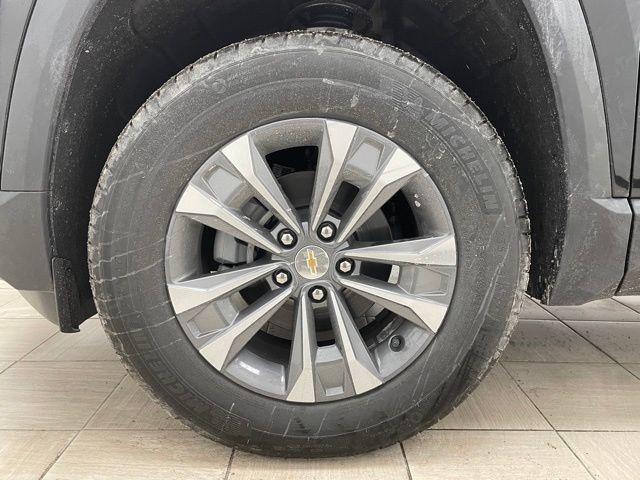 new 2026 Chevrolet Equinox car, priced at $30,995