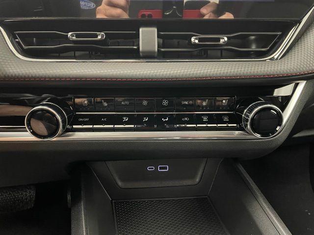 new 2026 Chevrolet Equinox car, priced at $36,110