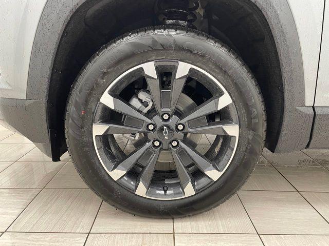 new 2026 Chevrolet Equinox car, priced at $40,305