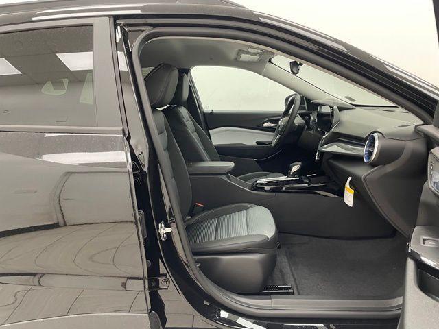 new 2026 Chevrolet Trax car, priced at $25,660